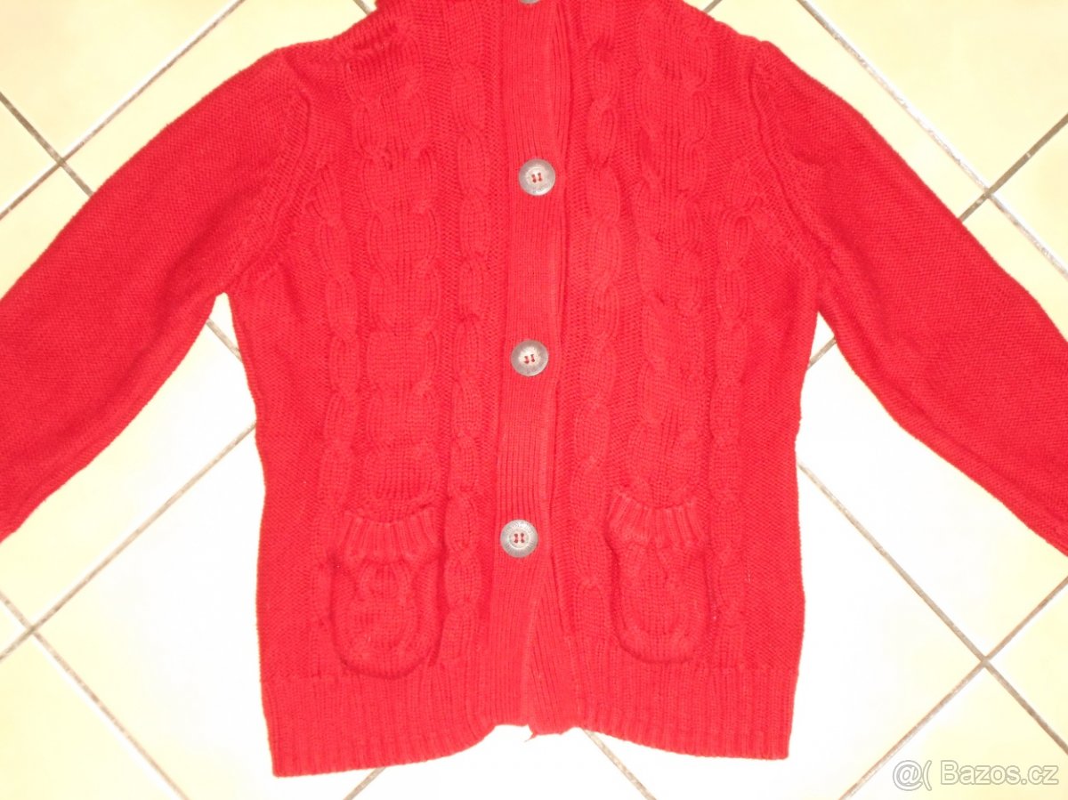 Svetřík pro holčičku na vel.110/116. - 3