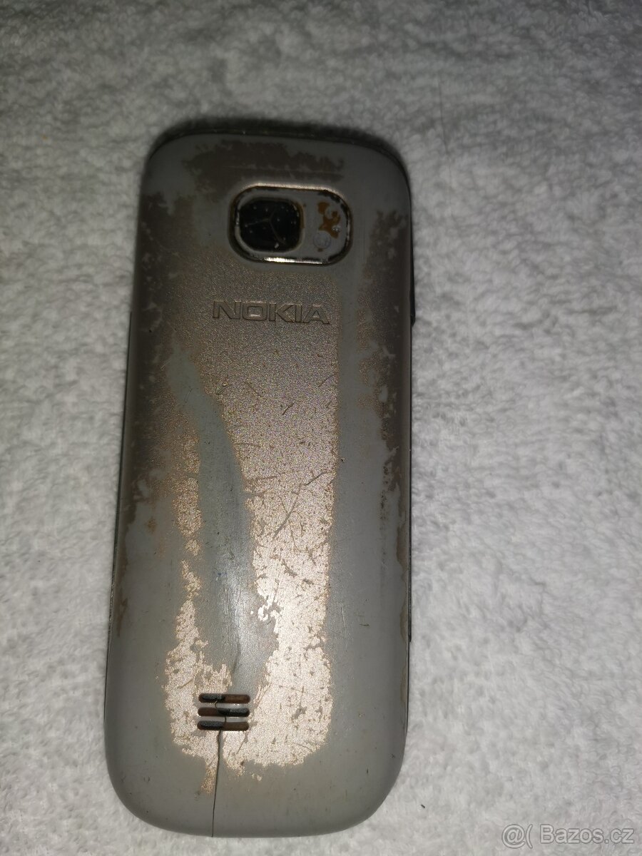 Mobily na kovy nebo k opravě. - 3