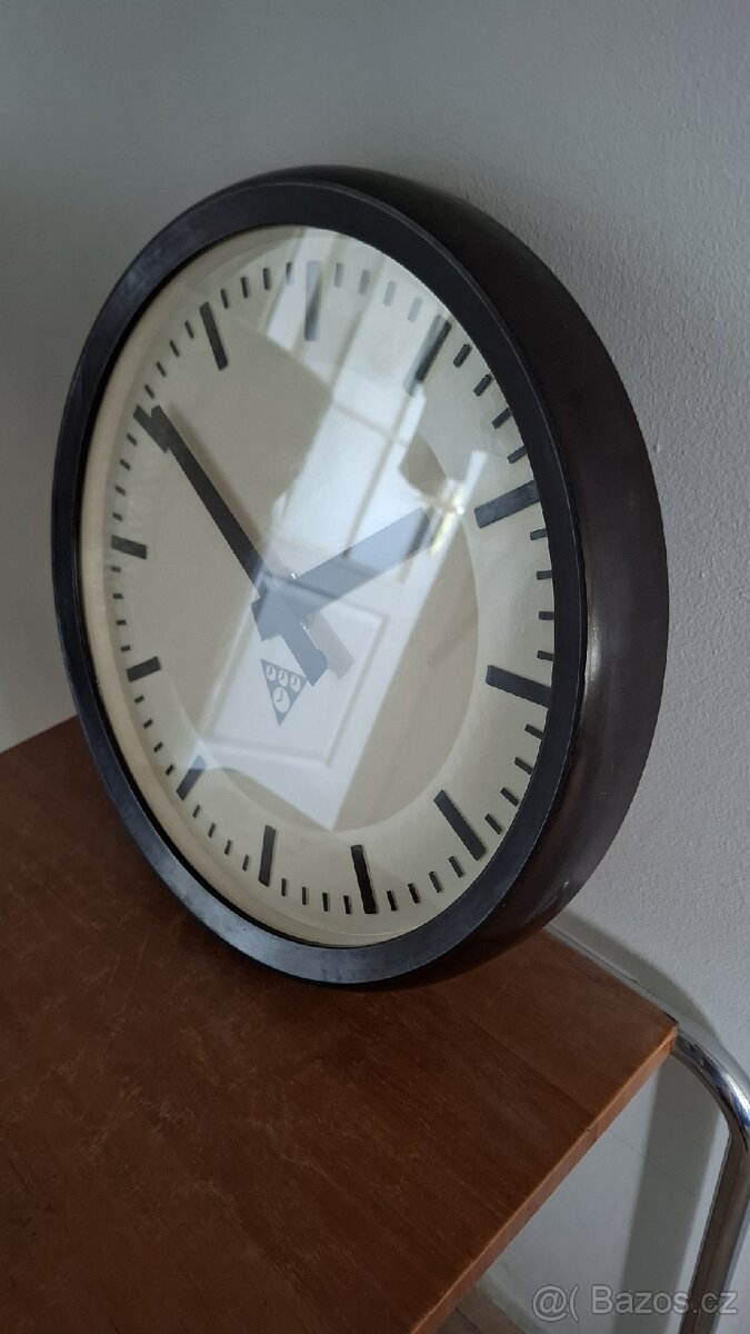 Hodiny Pragotron 37cm - funkcni - 3