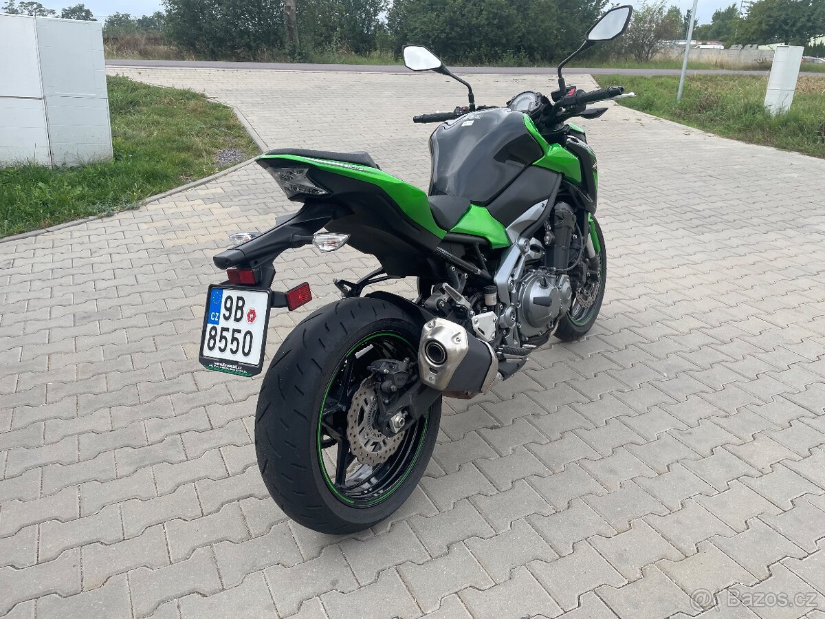 Kawasaki Z900 - 3