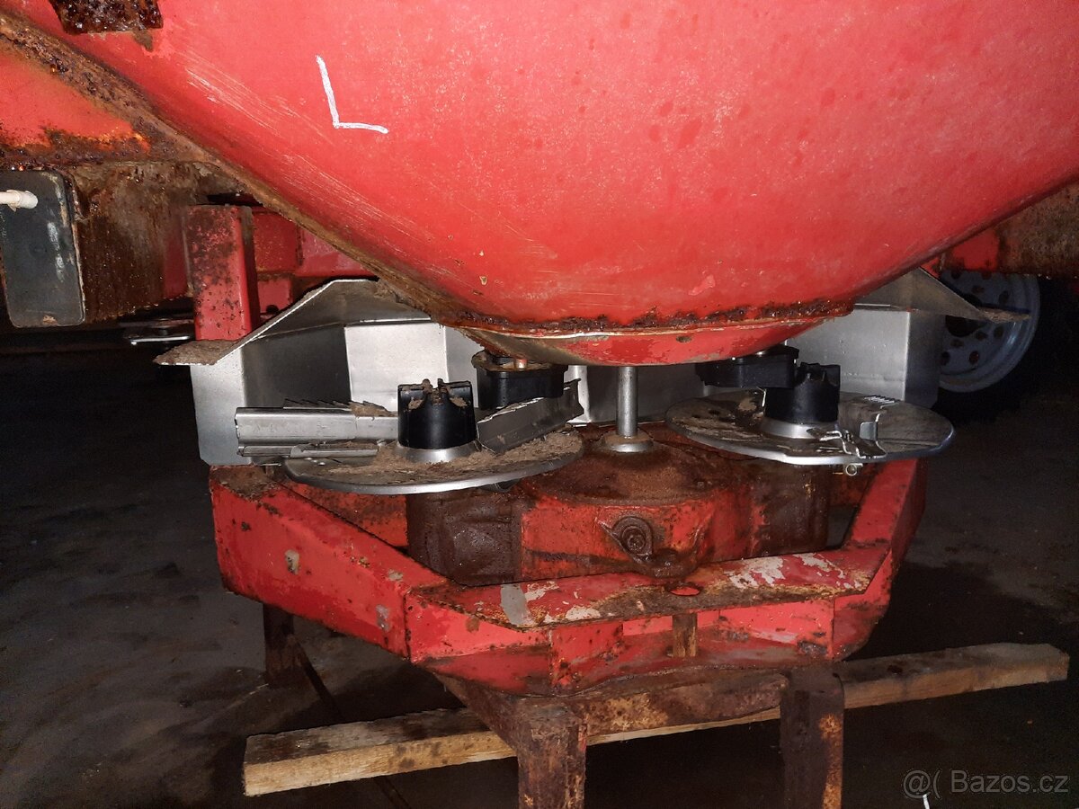 Rozmetadlo hnojiv - 3