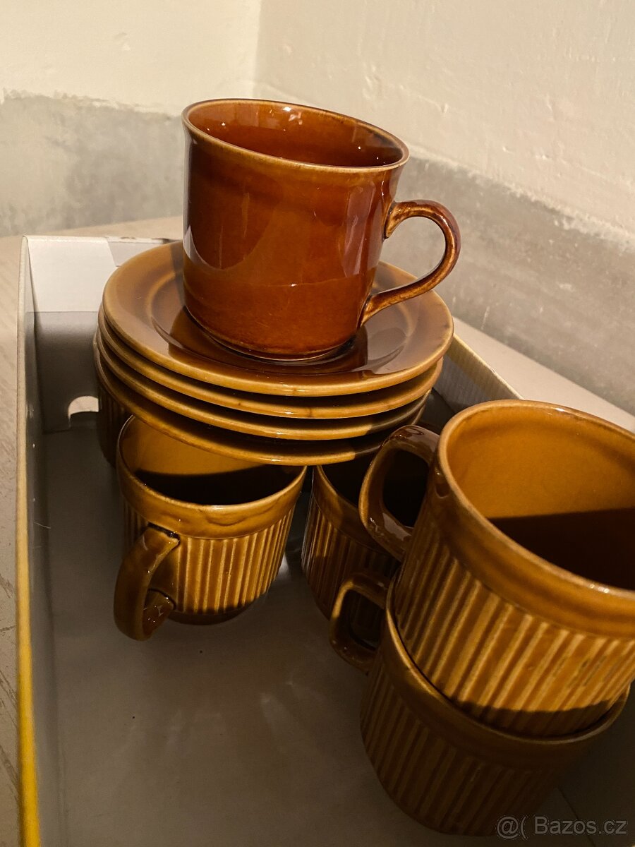 Hrnky a talířky - 3