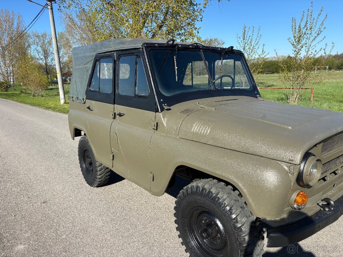 Uaz 469 tp spz - 3