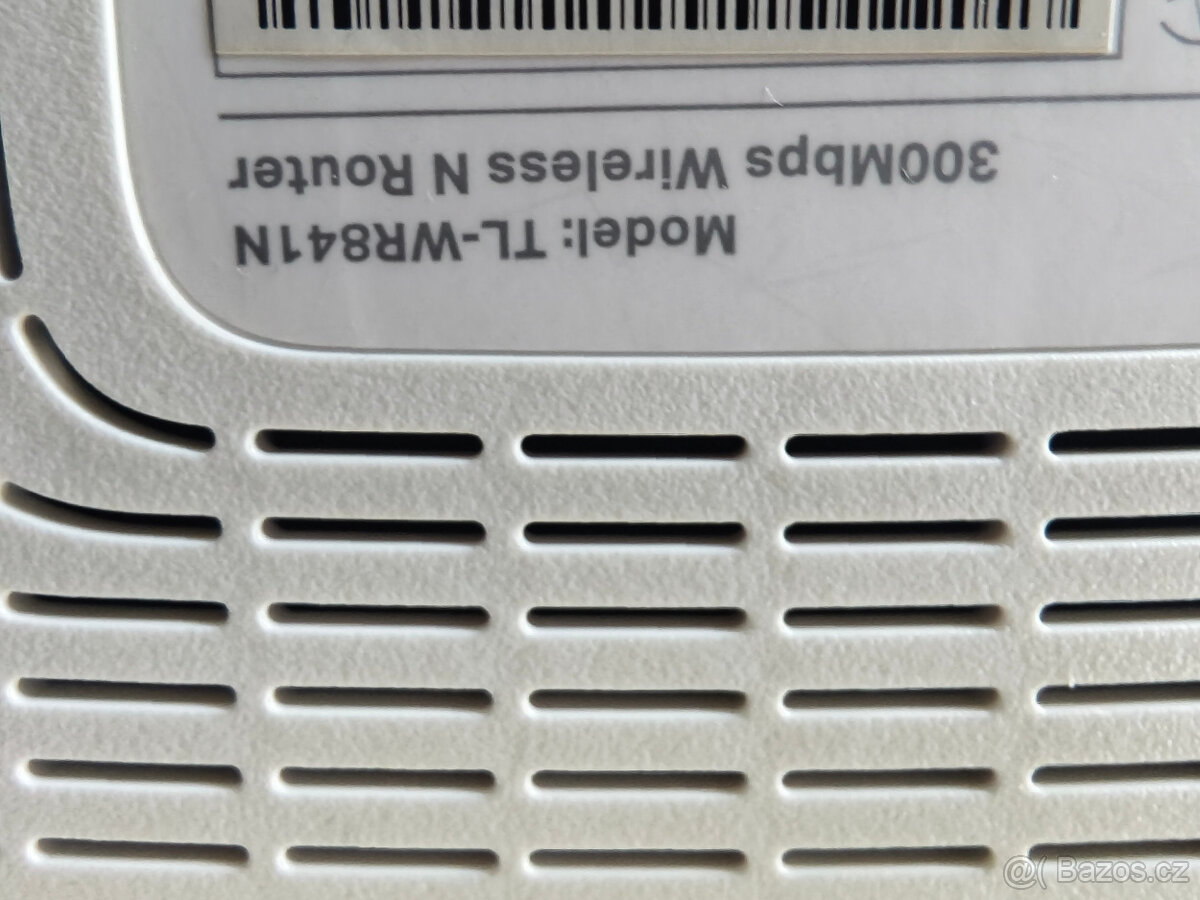 Router TP-link WR841N - 3