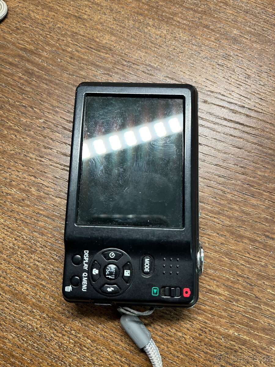 Panasonic Lumix DMC-F3 - 3