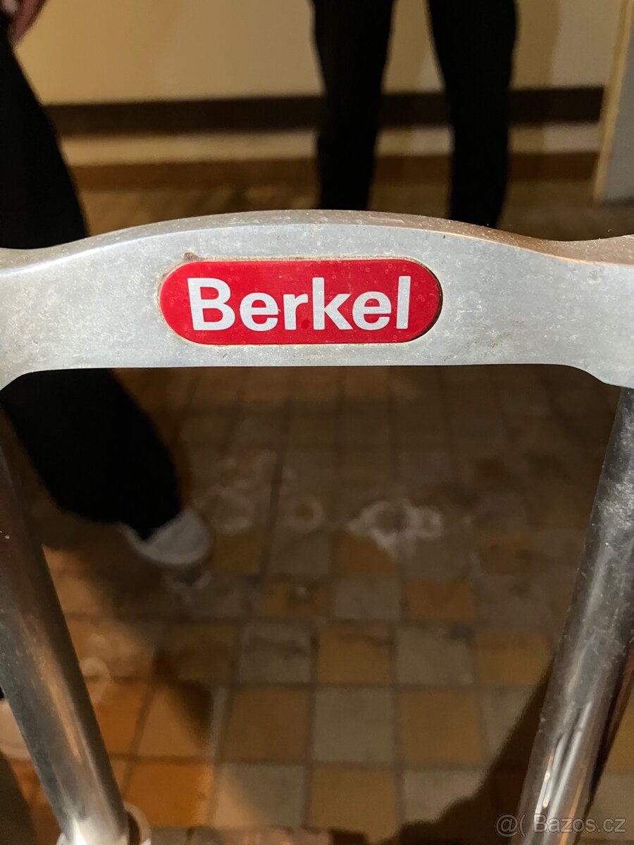 Nářezový stroj Berkel - 3