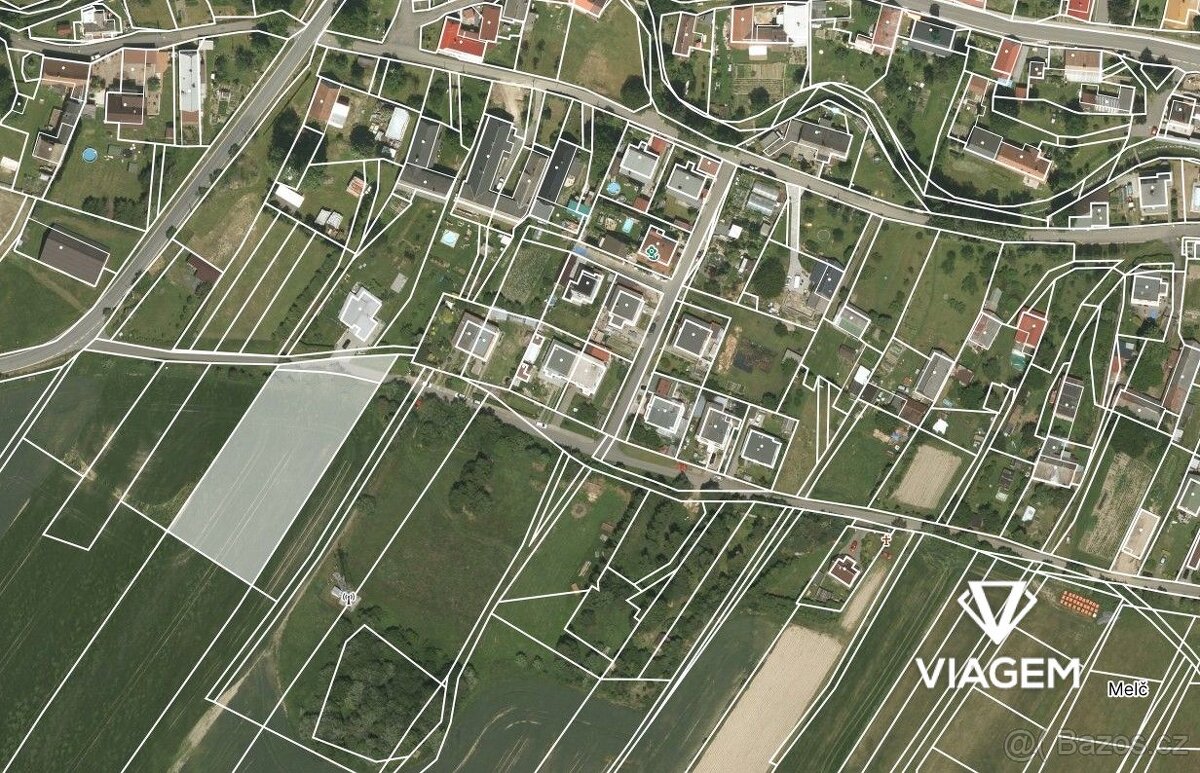 Stavební - bydlení 3 642 m² - 3