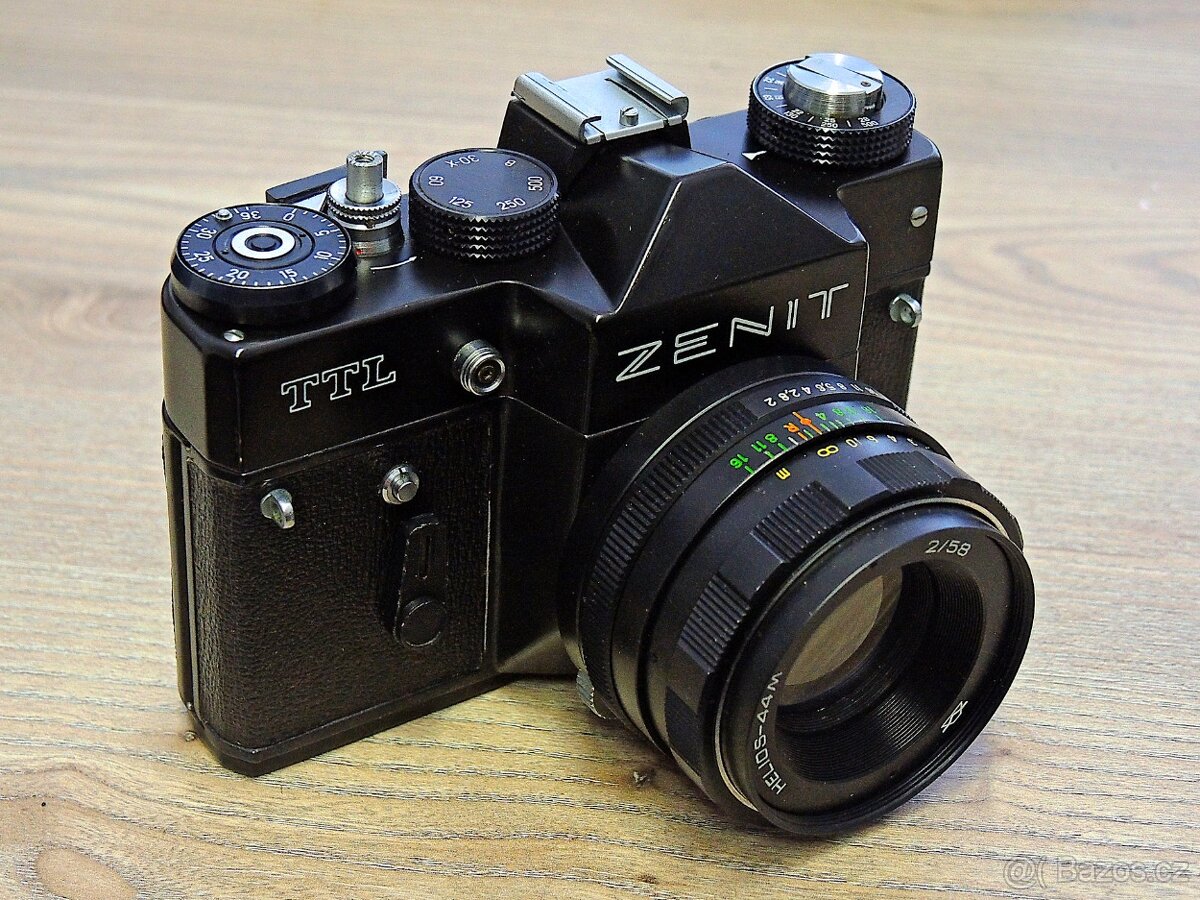 Zenit TTL + Helios 44M + blesk - 3
