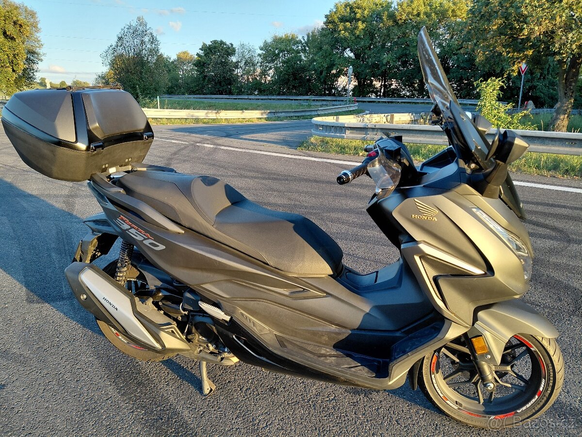 Honda Forza 350 - 3