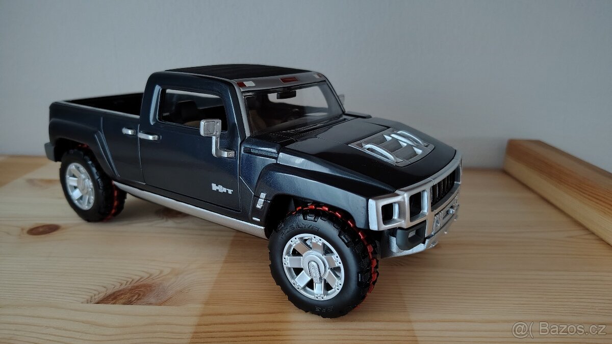 Hummer H3T 1:18 Hotwheels - 3