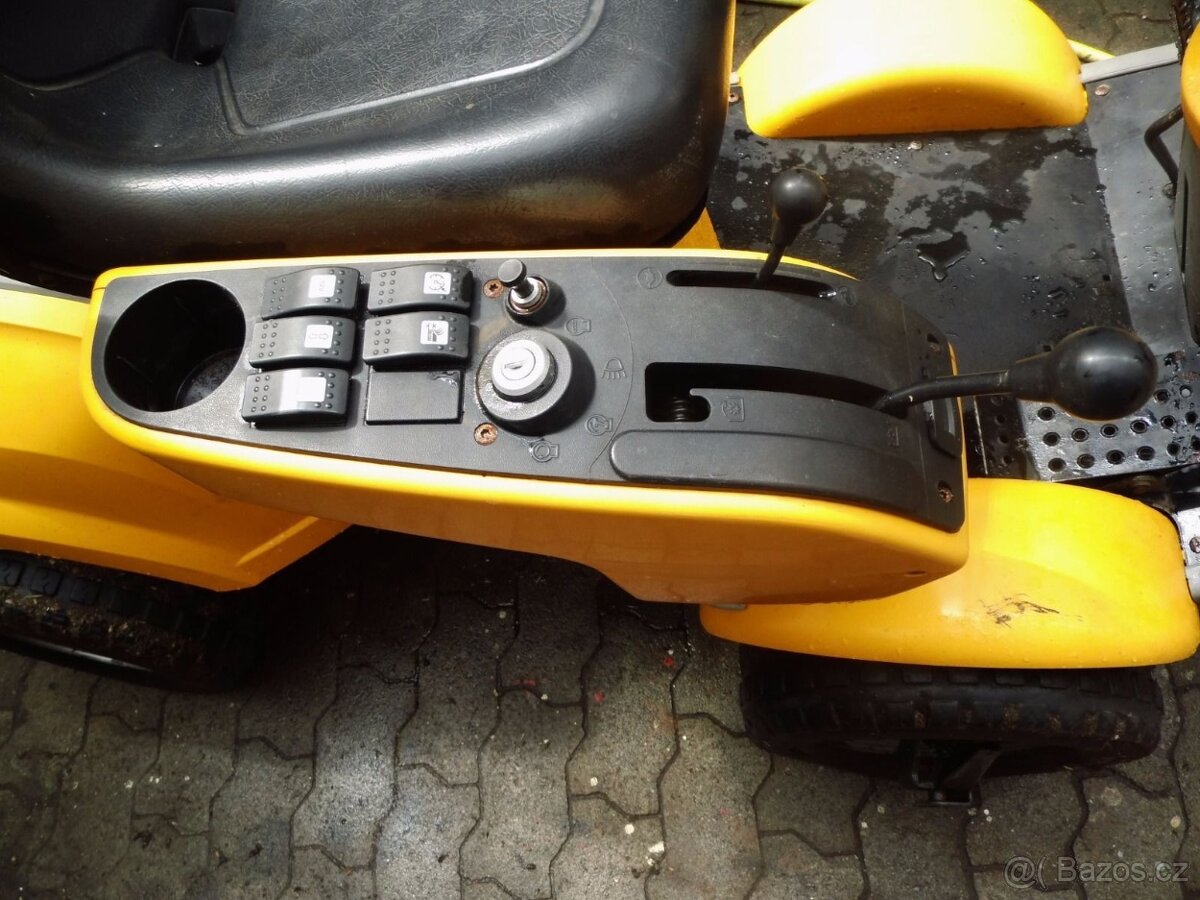 Stiga 4WD sekačka s předním žacím ústrojím na naftu - 3