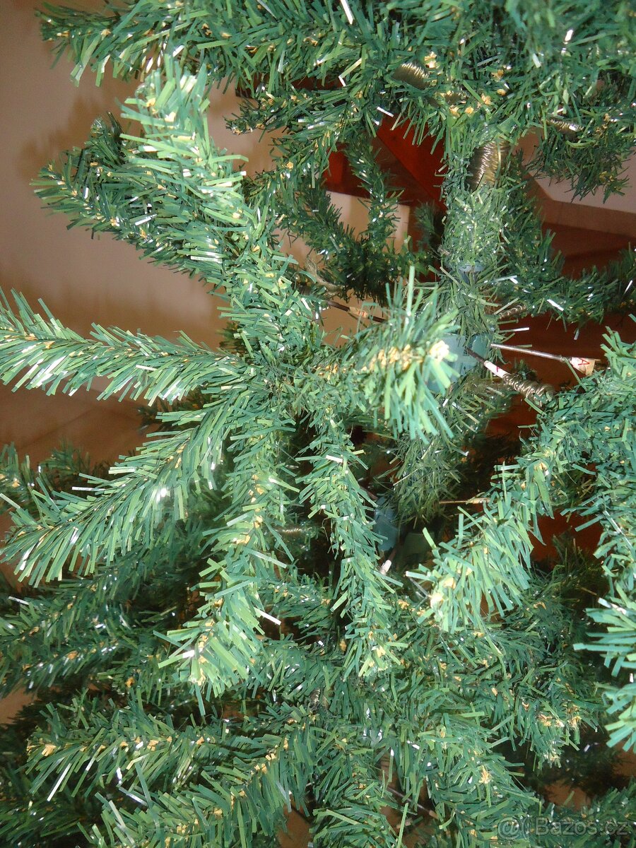 Vánoční stromek umělý 180 cm - 3