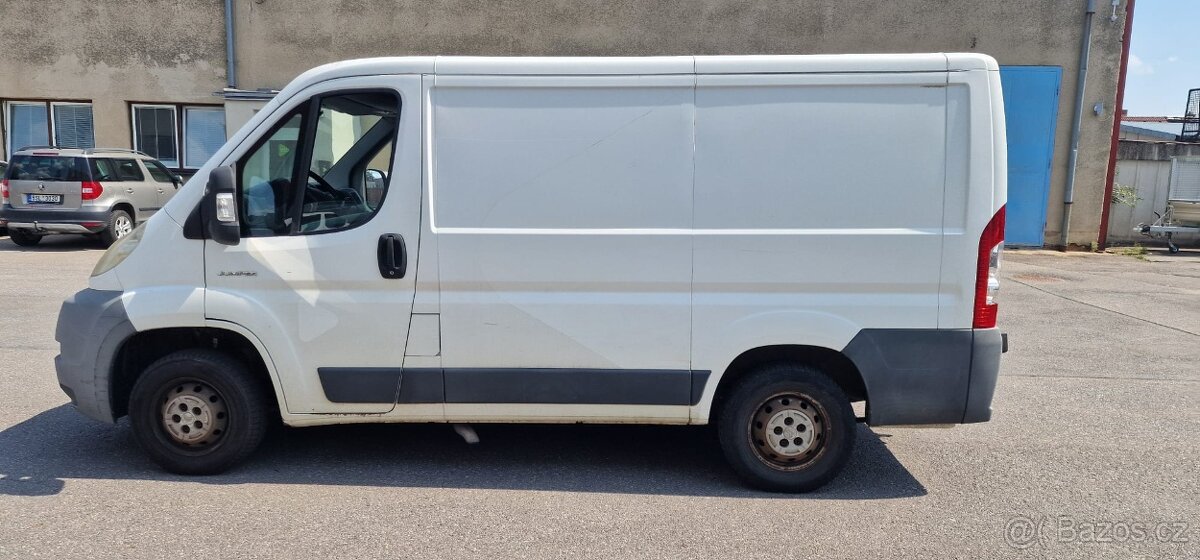 Prodáme Citroen Jumper 2.2HDI L1H1 bez STK - 3