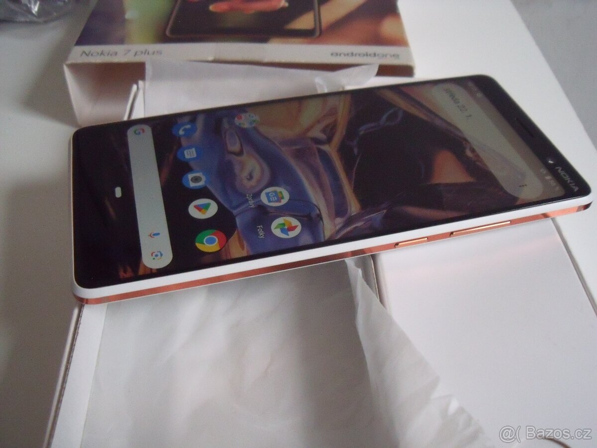 NOKIA 7 Plus (balení) - 3