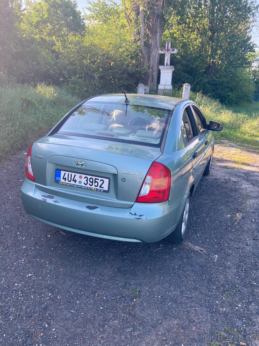 Hyundai Accent 1,4/71 kw - 3