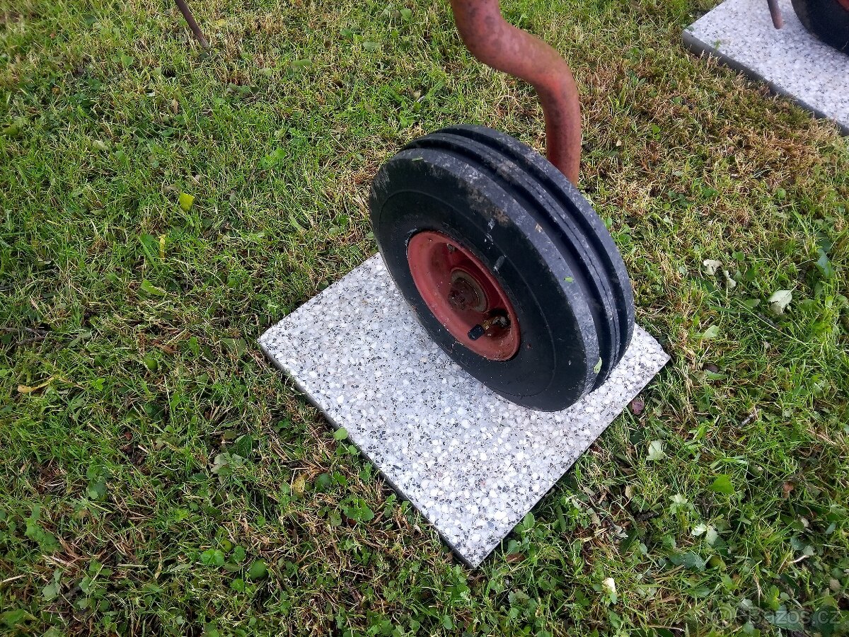 Obraceč sena KH 4 - 3