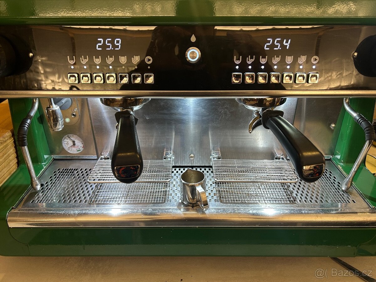 Kávovar Astoria Hollywood - 3