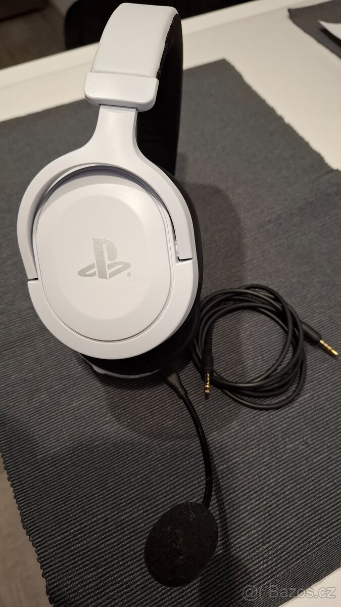 Headset Trust GXT 498 FORTA pro PS5 (24716) bílý - 3