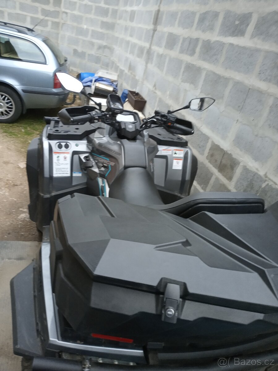 Dobrý pomocník k domu a v lese