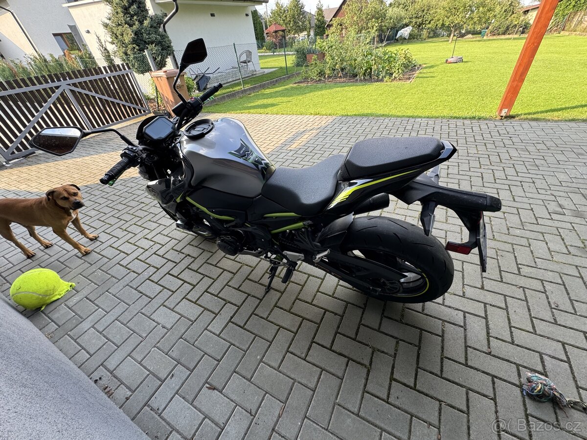 Kawasaki Z900 - 3