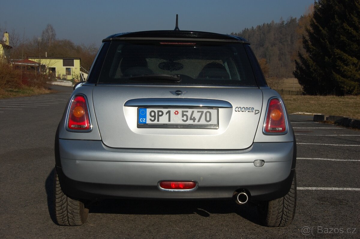 MINI Cooper 1,6D, najeto 125.000km , vynikající stav - 3