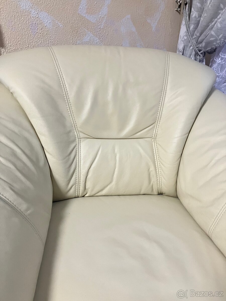 Prodej krásného koženého křesla – 3000 Kč (možná sleva) - 3