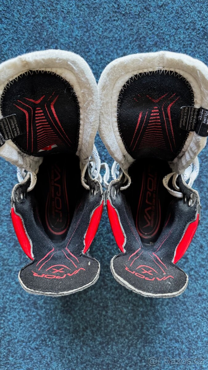 BAZAR - HRÁČSKÉ HOKEJOVÉ BRUSLE BAUER VAPOR 3X INT. - 3