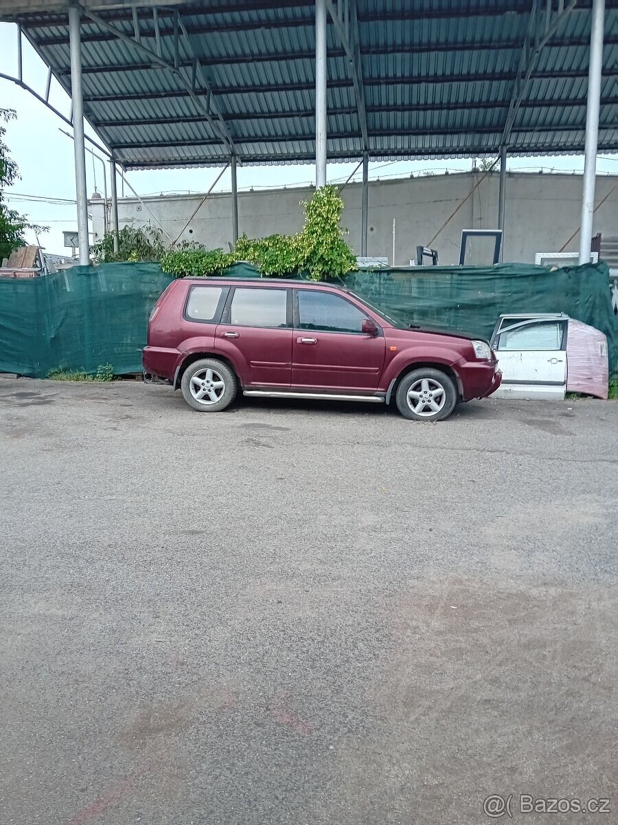 NISSAN X-TRAIL 2.2DCI 84KW - 3