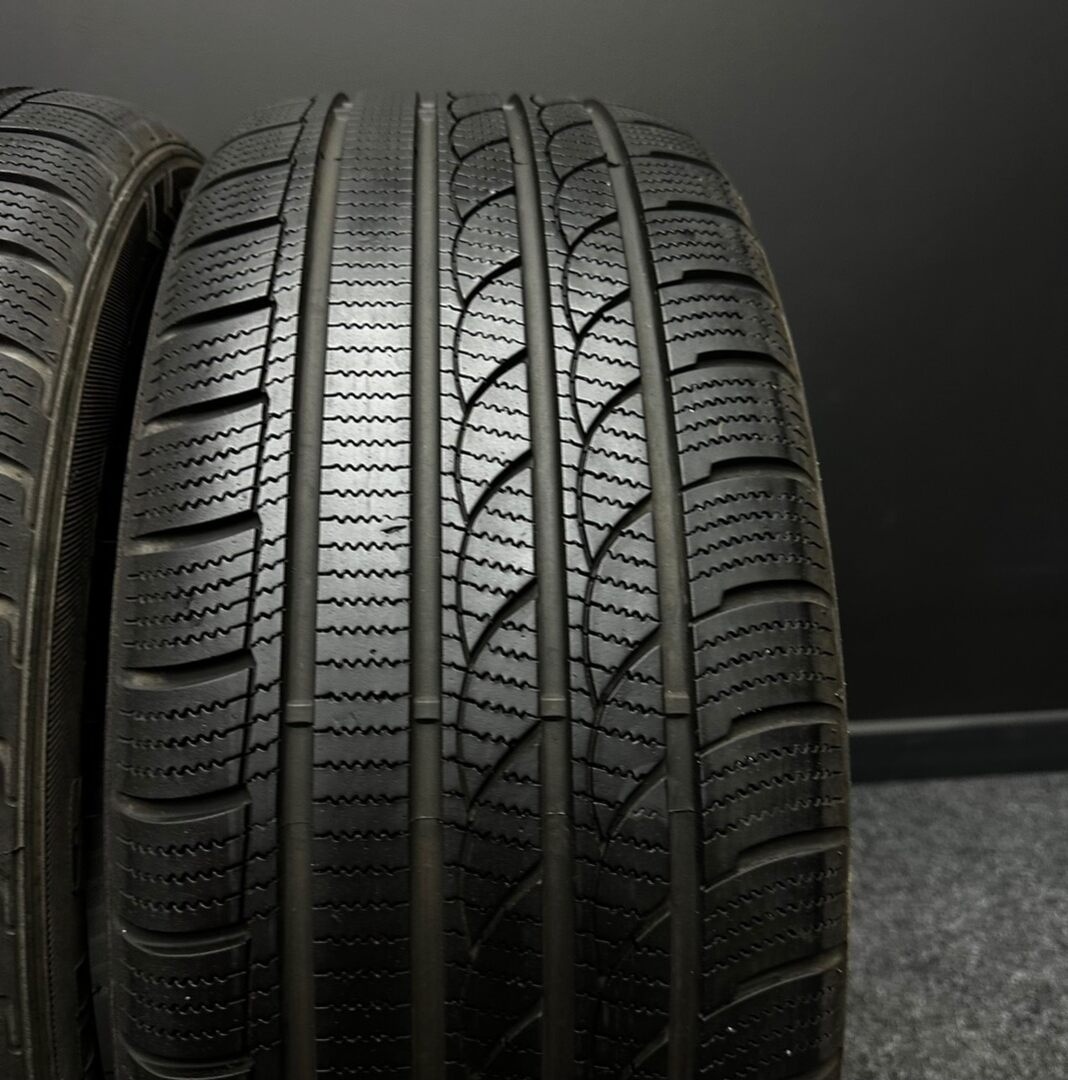 2ks pneu Tristar 235/50/18 - 3