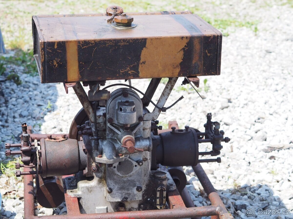 Hasičská stříkačka Triumf - 3