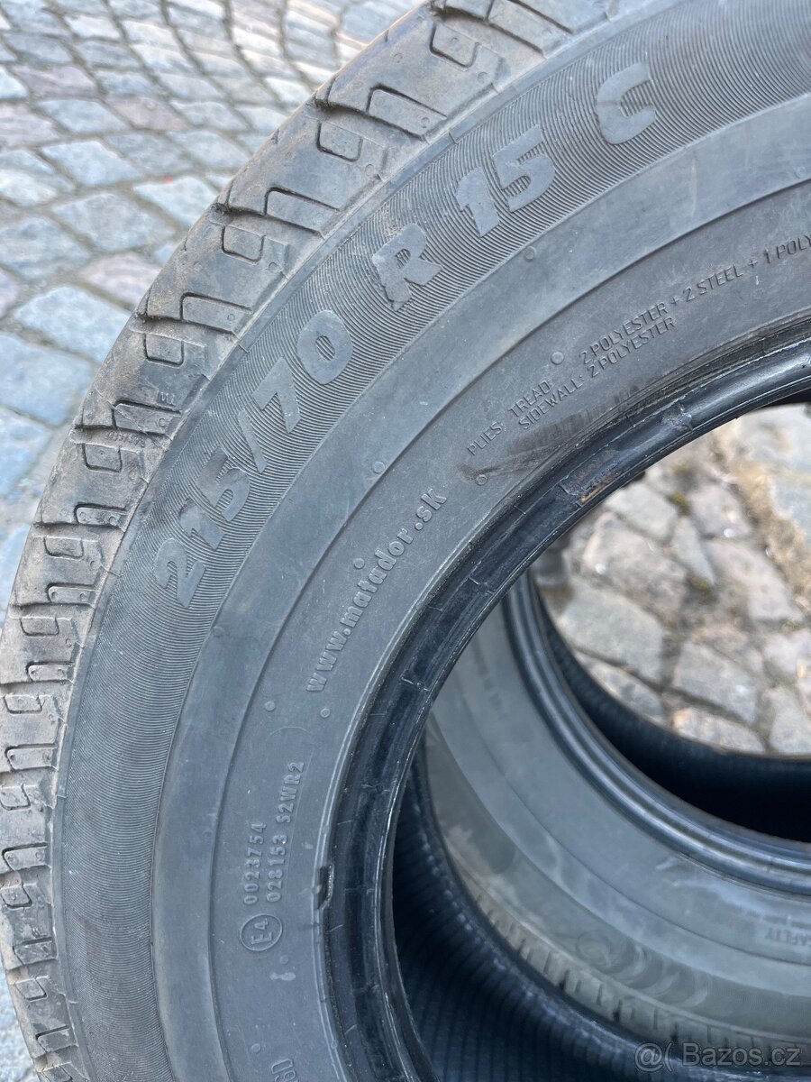 215/70 R15C - 3