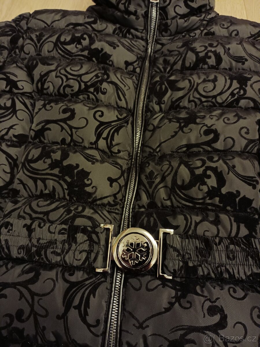 Krásná černá dámská bunda - 3