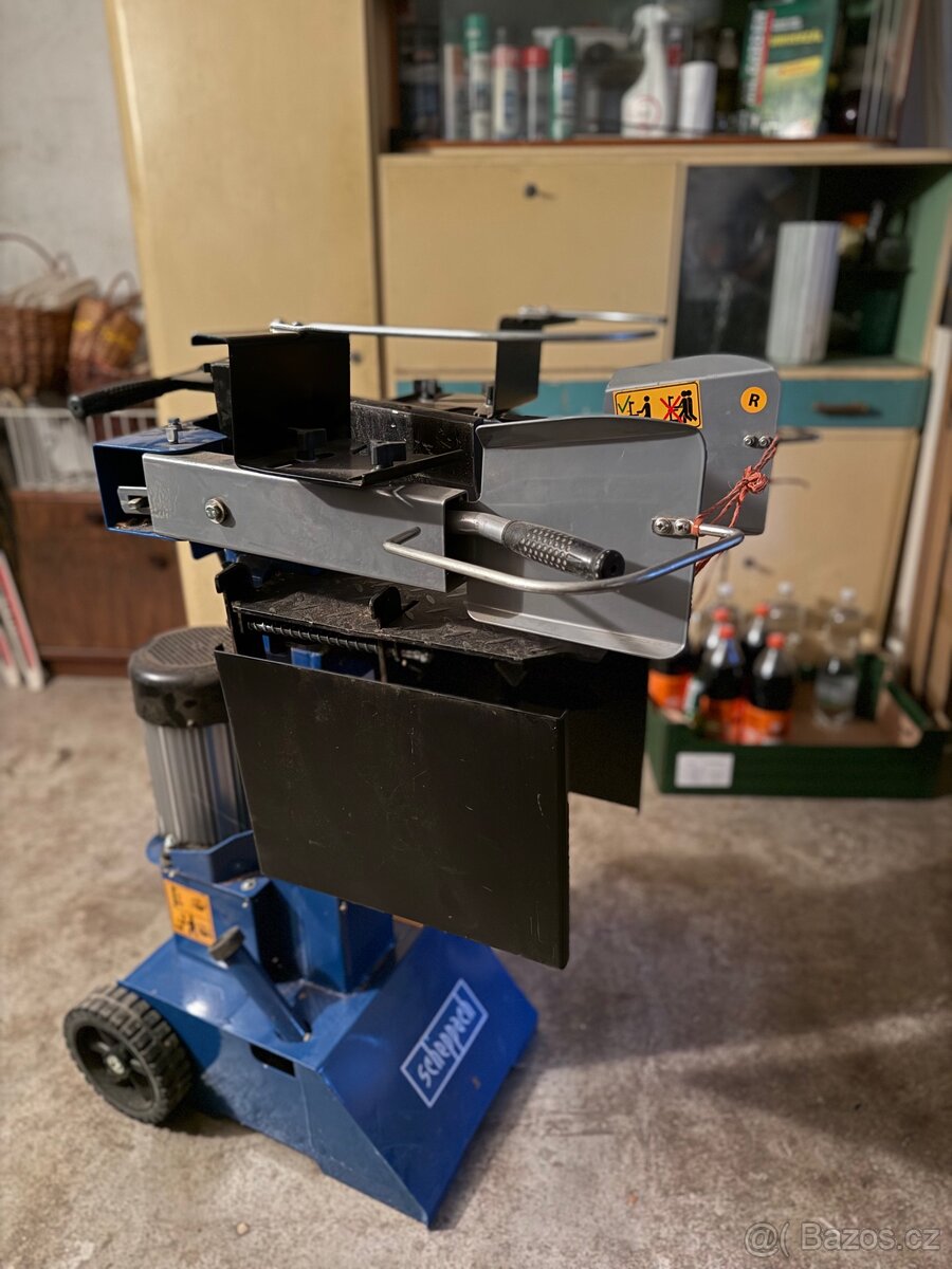 Štípač dříví Scheppach HL 730 - 3