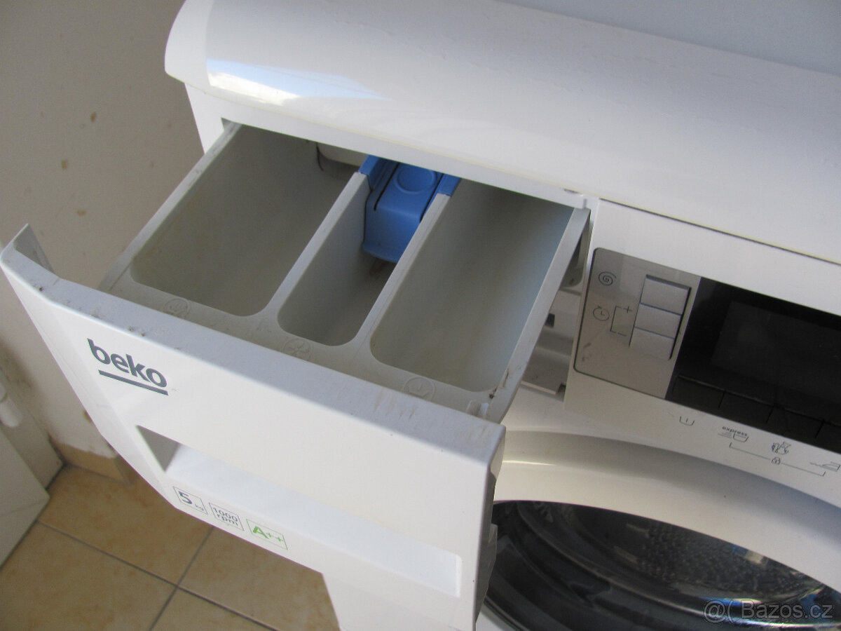 ÚZKÁ PRAČKA BEKO - 5kg - A++ - 3