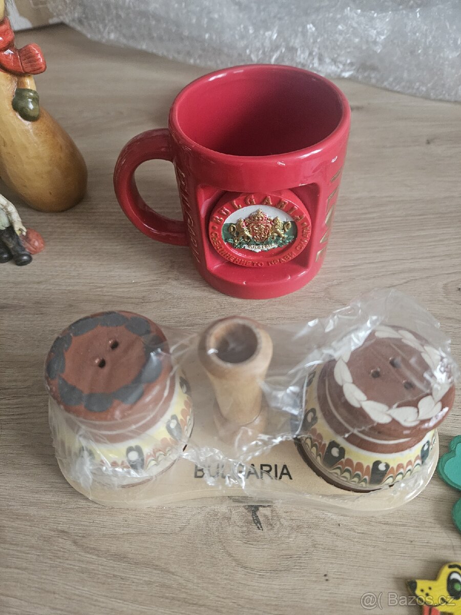 Za odvoz-porcelánové sošky, magnetky, upomínkové předmety - 3