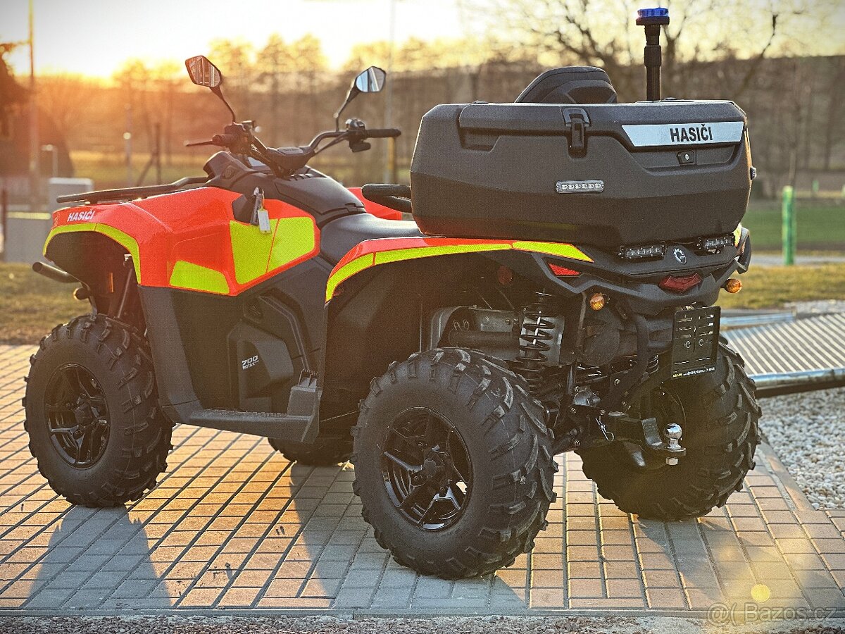 Can-am Outlander Max 700 DPS Int. MY2024 odpočet DPH AKCE