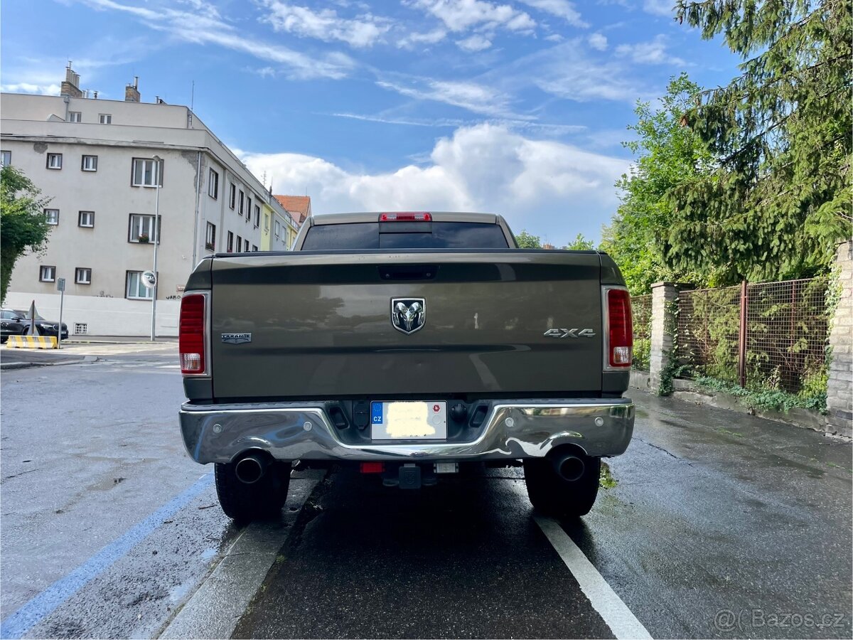 Dodge Ram 1500 Laramie