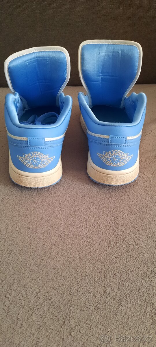 Boty Nike Air Jordan - 3