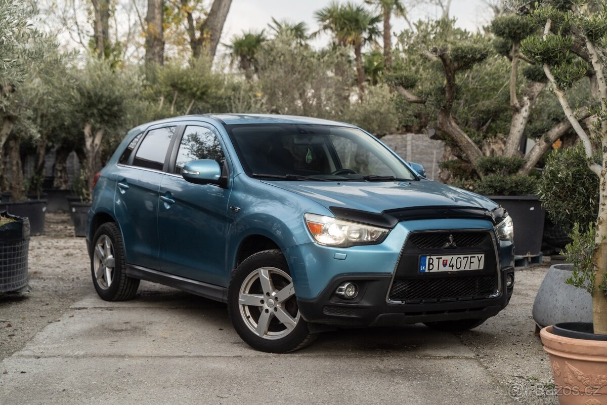 Mitsubishi ASX - 3