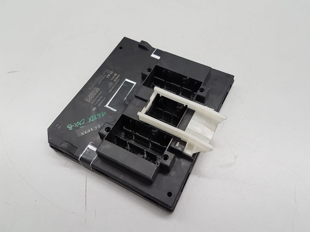 Jednotka palubní sítě a komfort -BCM 5Q0937084CJ Octavia III - 3