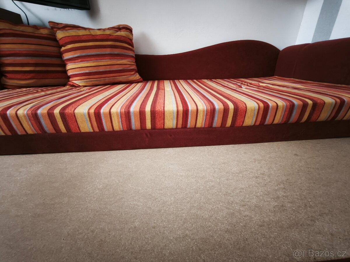 Daruji rozkládací postel - 3