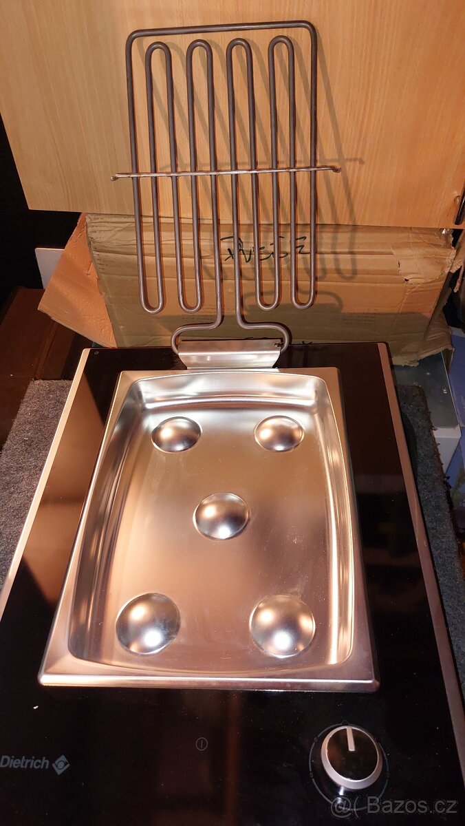 vestavný gril DE DIETRICH DTE748X - 3