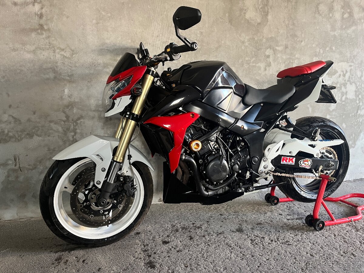 suzuki gsr 750 - 3