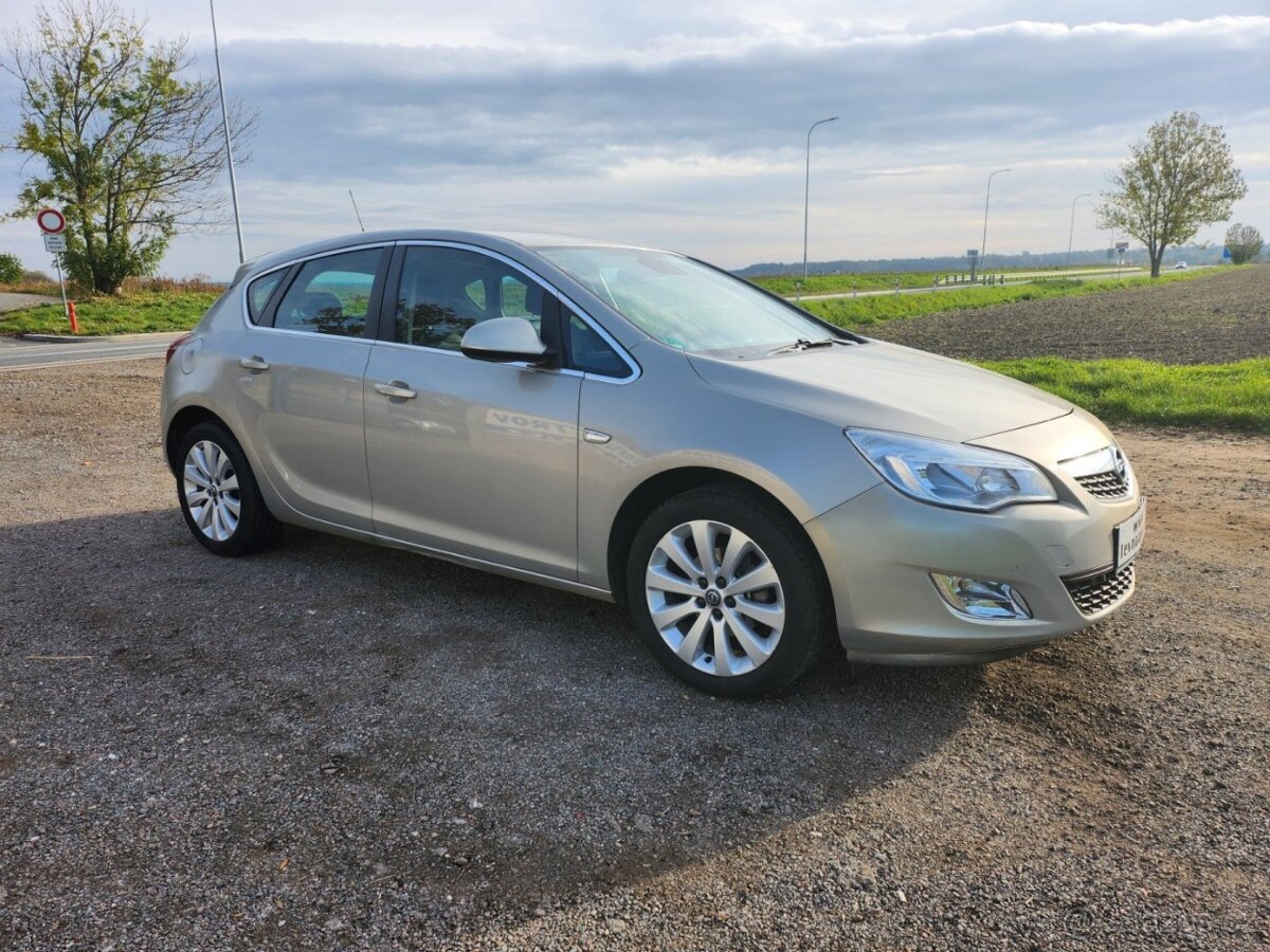 Opel Astra 1.4 16V - 3