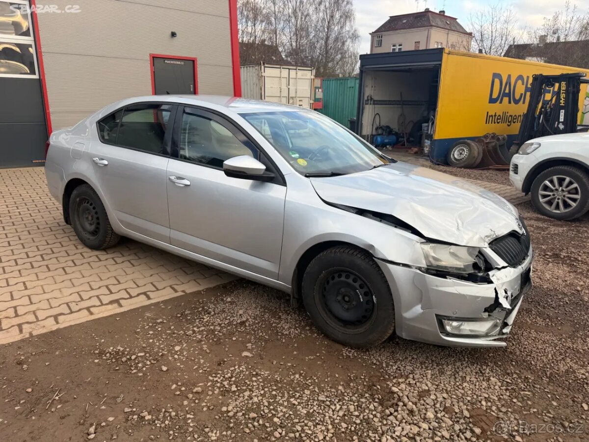 Škoda Octavia 1.6TDi 12/2015 - 3
