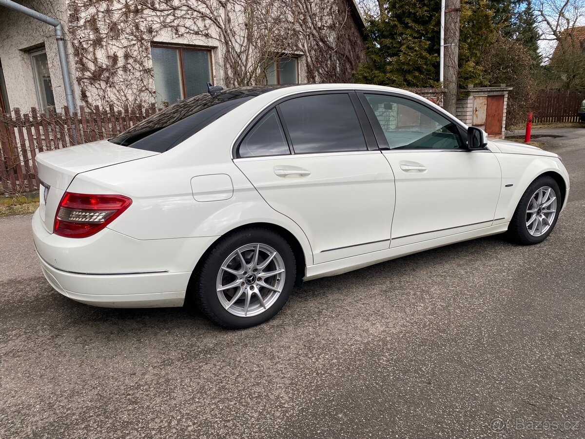 Prodám Mercedes-Benz C 220 CDI - 3