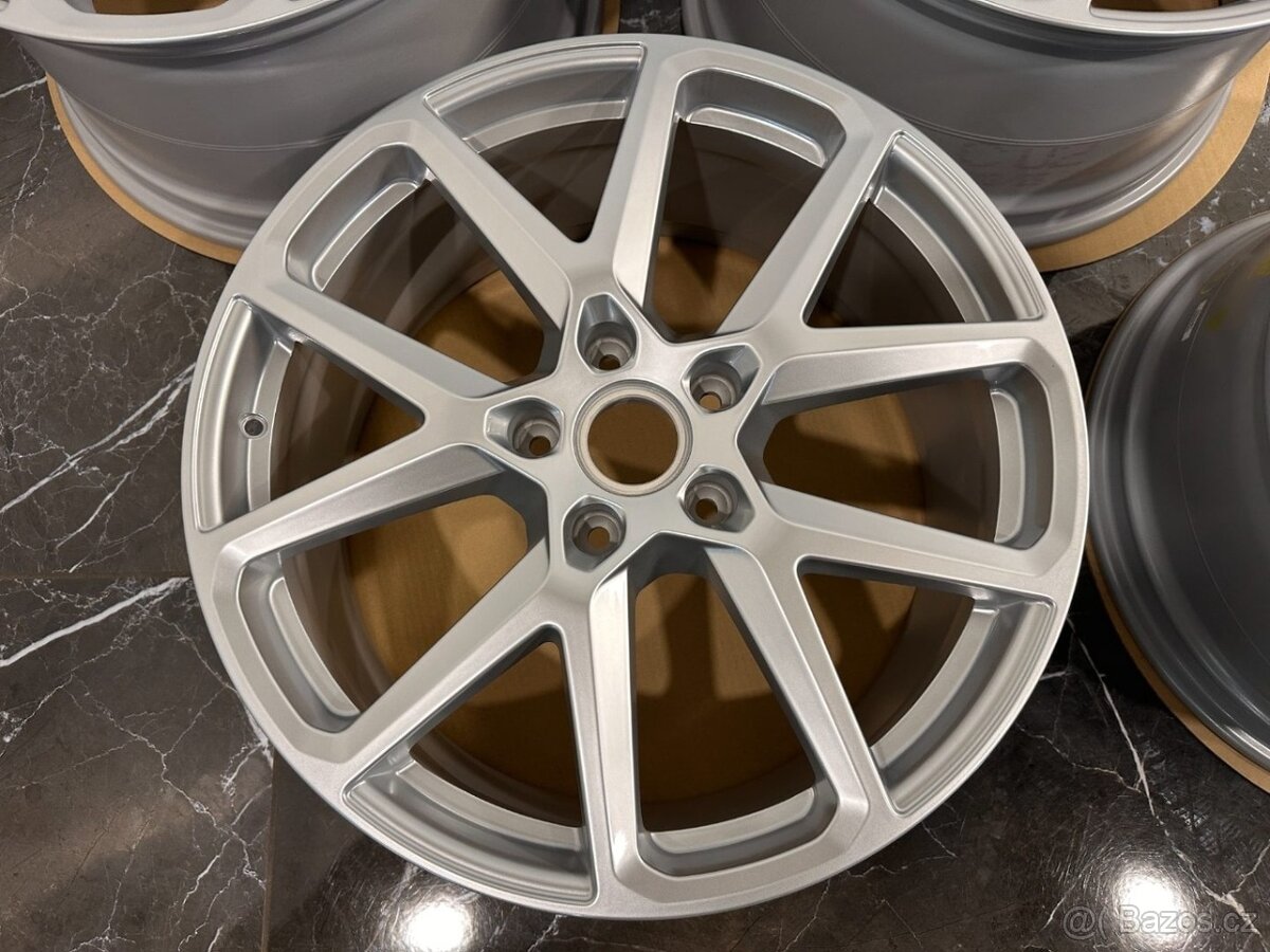 origo alu kola r21 5x130 Porsche 976 Panamera - 3