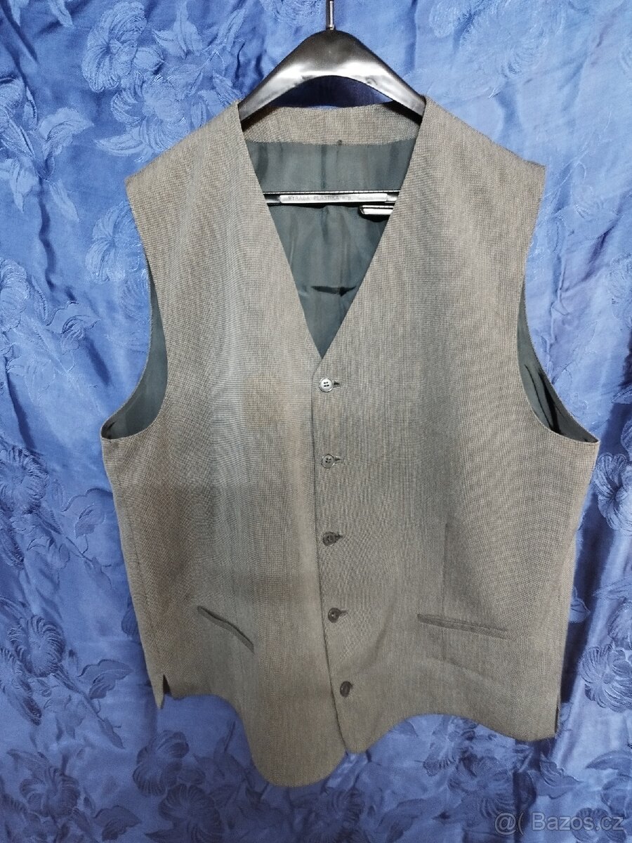 Pánský oblek v 52: - 3