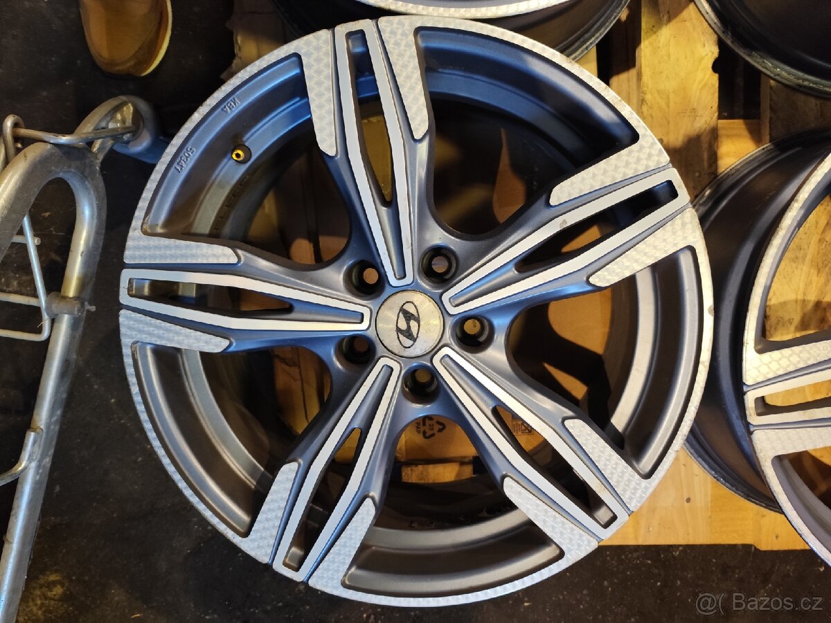 Alu kola R18 5x114,3 ET40 - 3
