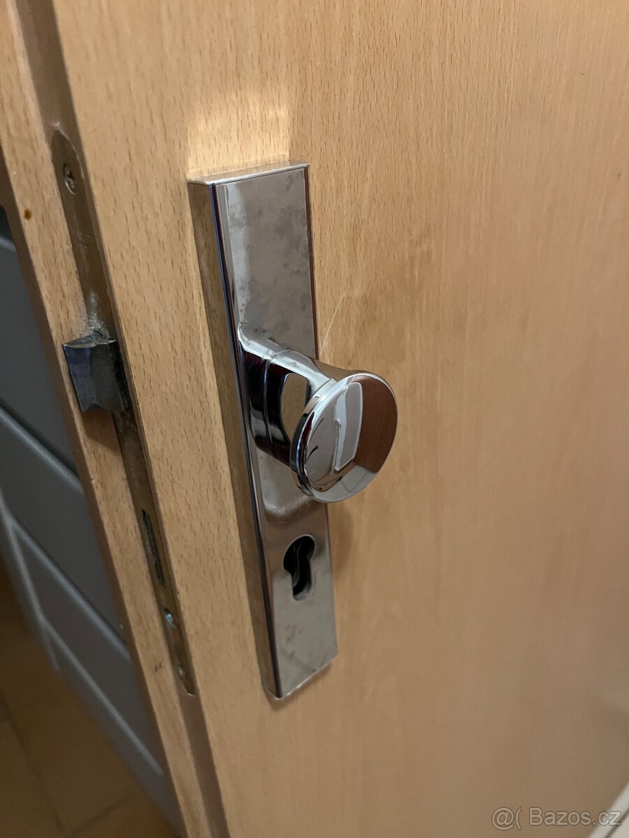 Dveře - 3